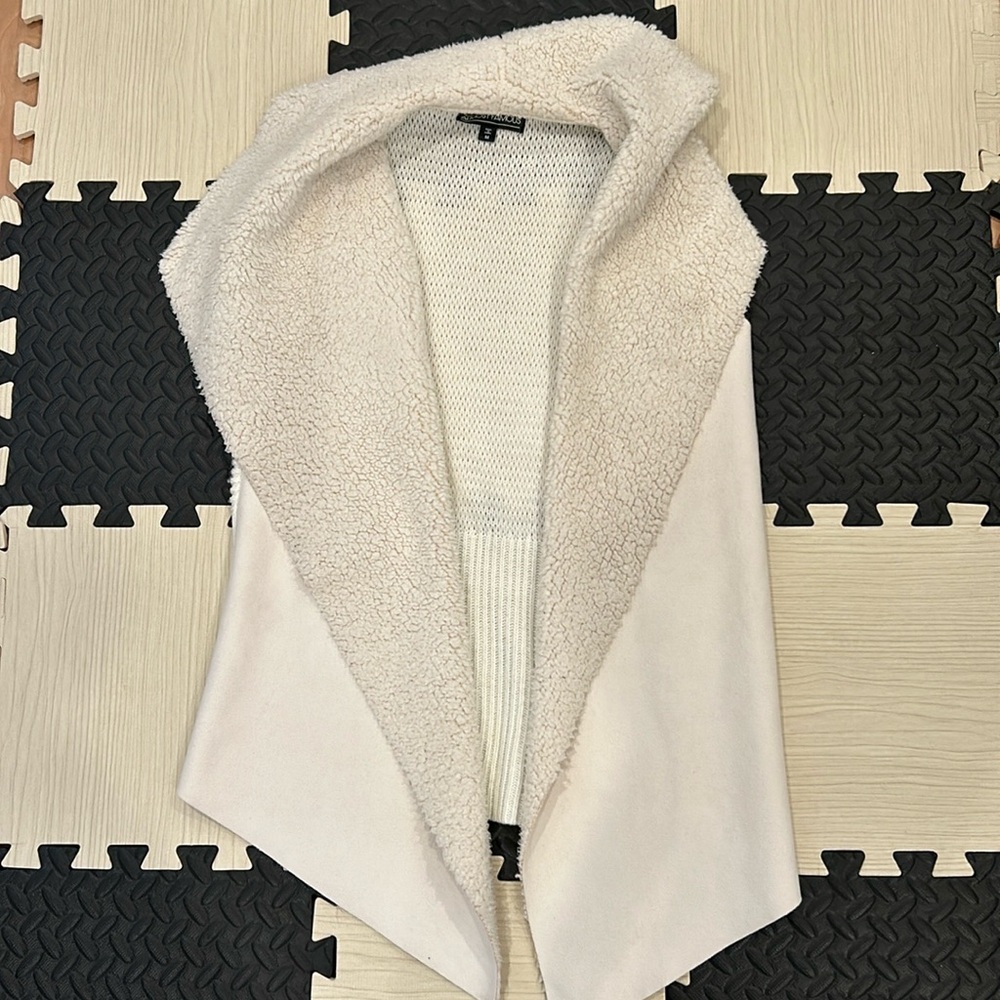 Almost Famous cream faux fur vest. Size medium